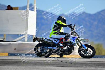 media/Mar-25-2024-Moto Forza (Mon) [[8d4319bd68]]/4-Novice Group/Session 2 (Turn 9 Side)/